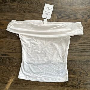 H&M White Off-Shoulder Blouse